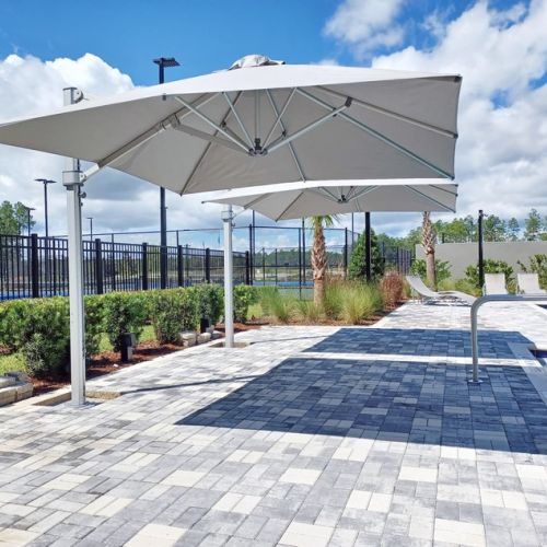 Eclipse® Cantilever Umbrella